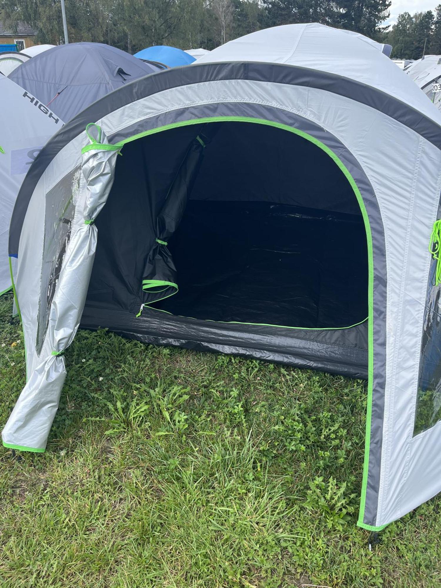 Wies'N Camp Мюнхен Стая снимка